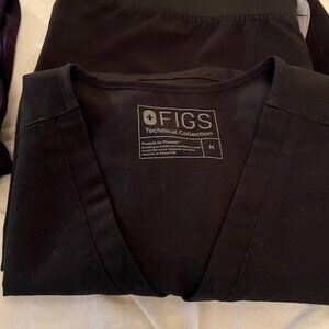 FIGS scrubs black, medium